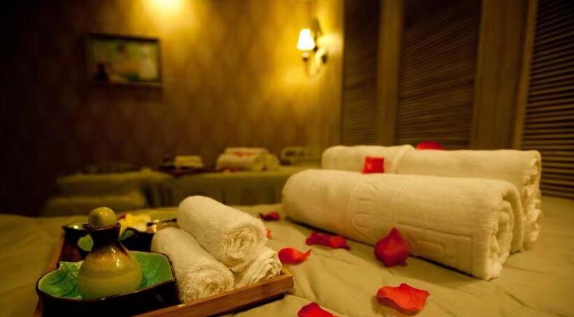 成都成华高端水疗spa会馆就这样带着清风月静抚慰了光阴悲喜